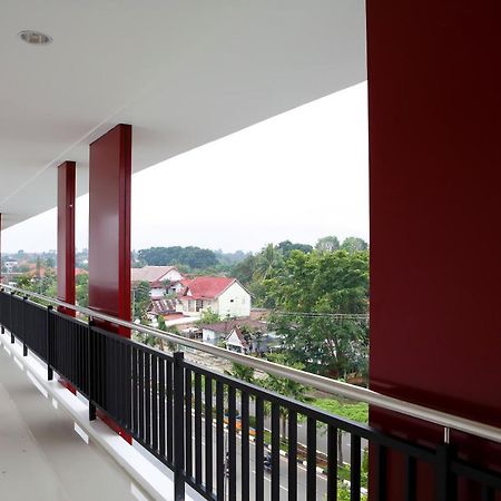 Amaris Hotel Muara Bungo - Jambi Экстерьер фото
