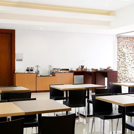 Amaris Hotel Muara Bungo - Jambi Экстерьер фото